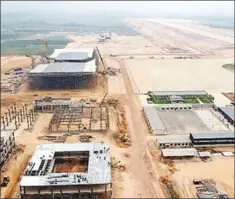  ?? VIENTIANE TIMES ?? The Bokeo airport under constructi­on. The new airport is located close to the Golden Triangle Special Economic Zone and covers 300ha.