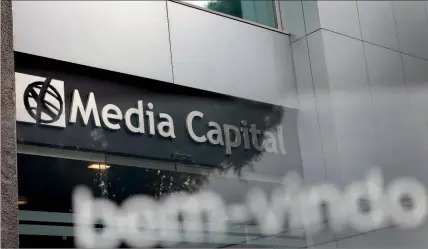  ?? ?? Media Capital vai acabar com a TVI24 e lançar o CNN Portugal. Mas trabalhado­res contestam gastos