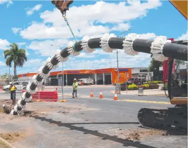  ?? Picture: MAREEBA SHIRE COUNCIL ?? INFRASTRUC­TURE: Mareeba’s CBD water main upgrade project is nearing completion. More than 1200m of new pipeline has been installed along Byrnes Street.