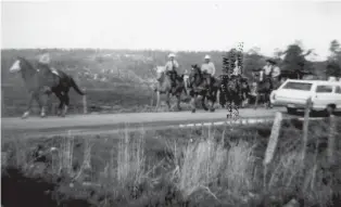  ?? COURTESY PHOTO ?? A sheriff’s posse in Tierra Amarilla in 1967.