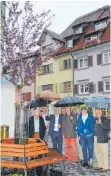  ?? FOTO: LIONS CLUB ?? Die Bank mit Baum soll ein Ruhepol für die Bürger der Stadt Wangen werden.