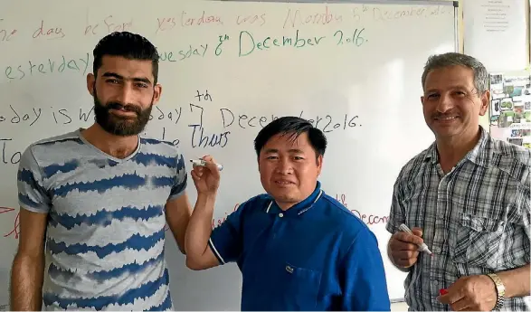  ?? PHOTO: VIRGINIA FALLON/FAIRFAXNZ ?? Yasin Ashira, Lien Vang and Mohamad Asaad at English Language Partners New Zealand in Porirua.