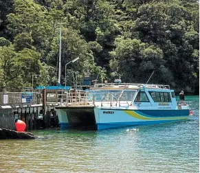  ?? MATT BROWN/ STUFF ?? The lodges new boat, the Wairua, docked to deliver passengers to the ecolodge.