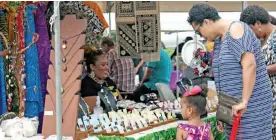  ?? Photo: Kelera Sovasiga ?? Customers at the Nausori ROC Market on July 5, 2020.