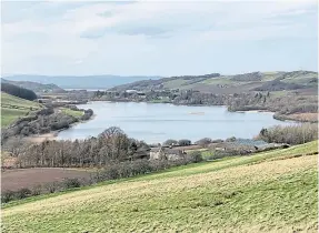  ?? ?? FINE VIEW: Looking down on Lindores Loch, just south of the Tay.