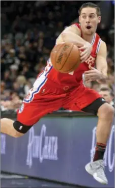  ?? THE ASSOCIATED PRESS FILE ?? Given all the time and resources the 76ers have invested in Ben Simmons, Daily Times columnist Jack McCaffery wonders if coach Brett Brown will be allowed to utilize scrappy point guard T.J. McConnell, above, as much as he deserves.