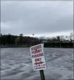  ?? TANIA BARRICKLO— DAILY FREEMAN ?? The Dietz Stadium parking lot on April 9, 2020.