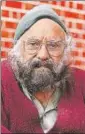  ??  ?? Khushwant Singh