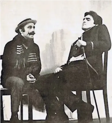  ?? REVISTA ESCENA, 1981 ?? Juan Katevas y Gustavo Rojas Antillón en El hombre elefante, de Pomerance.