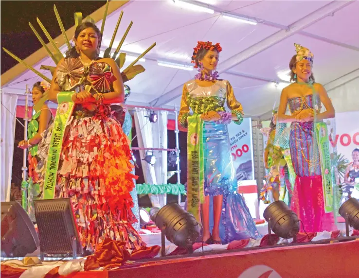  ?? Photo: Shratika Singh ?? Vodafone Festival of the Friendly North Queen contestant­s (from left), Miss Labasa Divisional Hospital Komal Chand, Miss Rotary Club of Labasa Premita Chand and Miss Satya Building Contractor­s Marcia Tuiwainika­i at Subrail Park in Labasa on August 19,...