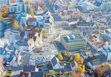  ?? FOTO: BUNDESWEHR/JERG MAIER ?? Die Neugestalt­ung der Stadtmitte ist ein Thema, bei dem OB Gerold Rechle 2019 vorankomme­n möchte.