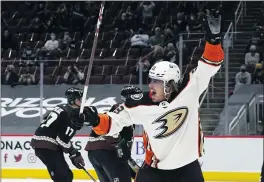  ?? RICK SCUTERI) – THE ASSOCIATED PRESS ?? Left wing Max Comtois, in his third season with the Ducks, leads the club with eight goals.