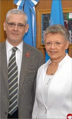  ?? GENTILEZA: UBA ?? EXPERTOS. Julio Montaner y Francoise Barré- Sinoussi.