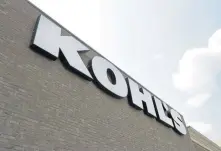  ?? AP ?? CAPITALIZI­NG ON FAILURE: Kohl’s says a third of its stores are benefiting from department store closings.