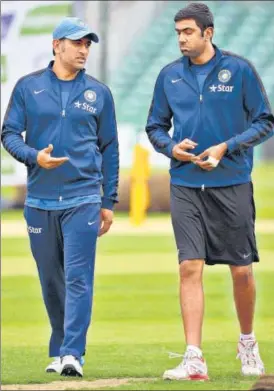  ?? GETTY ?? Ex-skipper MS Dhoni and his go-to man R Ashwin will add experience to the squad.