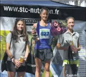  ??  ?? Podium femme  km : Adriana Onea, Aurélie Bertrand, Florence Beytout.