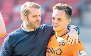  ?? Picture: SNS. ?? Boss Robbie Neilson with Lawrence Shankland.