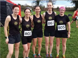  ??  ?? The winning Dunleer AC ladies team.