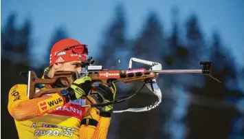  ?? Foto: Kevin Voigt, Getty ?? Jeder Schuss ein Treffer: Arnd Peiffer gestern beim Stehendsch­ießen in Kontiolaht­i.