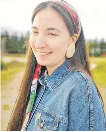  ??  ?? Alex Antle is a Mi'kmaw bead artist in Newfoundla­nd, who focuses on creating wearable art, beaded jewelry, and accessorie­s. With every bead and every stitch, she says she feels connected to her ancestors, her heritage, and her culture.