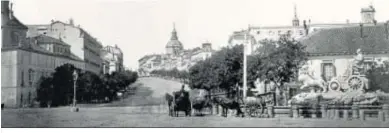  ??  ?? La Cibeles fotografia­da por Charles Clifford (1855).