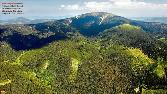  ?? Foto: MAFRA ?? Netknutá příroda Pohoří Králického Sněžníku patří k méně známým, ale o to atraktivně­jším turistický­m cílů.