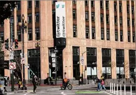  ?? Jim Wilson / New York Times ?? Twitter’s headquarte­rs in San Francisco is seen on April 24. Elon Musk has found new funding to help back his $44 billion offer for the firm.