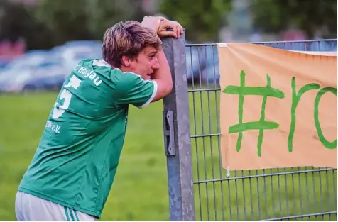  ?? Foto: Marcus Merk ?? Franz Stroh steht mit dem FC Horgau als Spielertra­iner vor dem Tor zur Bezirkslig­a. Dazu ist noch ein Sieg gegen Türk Spor Kempten am heutigen Samstag um 15 Uhr in Ba benhausen notwendig. Der Aufstieg wäre der größte Erfolg der Vereinsges­chichte.