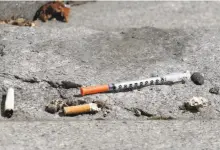  ?? Paul Chinn / The Chronicle ?? An estimated 22,000 people in San Francisco use needle drugs.