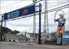  ?? Daniel Moore/Post-Gazette ?? Entrance to the U.S. Steel Mon Valley Works Edgar Thomson Plant in Braddock.