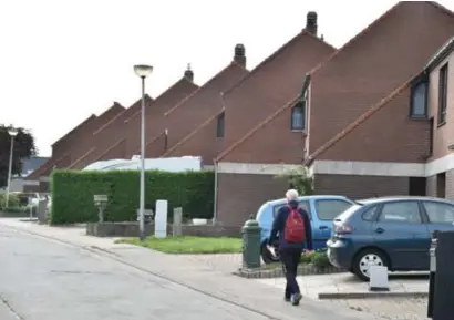  ?? FOTO RR ?? “Met een nieuw decreet voorkomen we dat de fusieopera­tie naar één sociale huisvestin­gsmaatscha­ppij in Limburg torenhoge notariskos­ten met zich mee zou brengen”, zegt Vlaams Parlements­lid Vera Jans (cd&v).