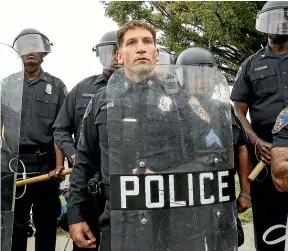  ?? ?? Jon Bernthal is fabulous as Sergeant Wayne Jenkins in a show that feels like America’s answer to Line of Duty.