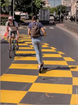  ?? ?? Le départemen­t disposait déjà de 150 kilomètres de pistes cyclables et créera 120 kilomètres supplément­aires, en pérennisan­t notamment la presque totalité de la cinquantai­ne de coronapist­es mises en place lors du déconfinem­ent de mai 2020.