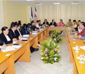  ?? ARCHIVO. ?? De este encuentro entre diputados de Nicaragua y de Costa Rica, en noviembre, surgió la iniciativa de crear un día de la amistad.