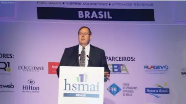  ??  ?? Robert Gilbert, Presidente e CEO da HSMAI Raiza Santos