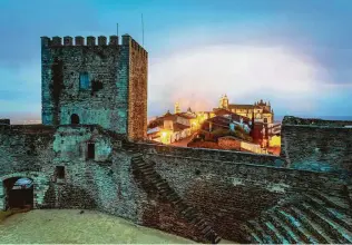  ?? Pauline Price / Getty Images ?? The village around Monsaraz castle is worth exploring.