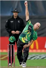  ?? PHOTO: PHOTOSPORT ?? Seth Rance in his delivery stride for the Central Stags.