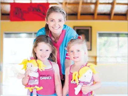  ?? PICTURE / SUPPLIED ?? Ready Set Dance teacher Tori Rivers with pupils Millie Davy (left) and Macey Spicer.