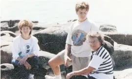  ?? TIMES COLONIST FILES ?? Darren Huenemann with his mother and grandmothe­r.