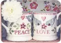  ?? ?? Emma Bridgewate­r Lovebirds Set of 2 1/2 Pint Mugs, Emma Bridgewate­r.