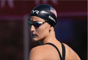  ?? Associated Press ?? Chasing Ledecky: LEAH SMITH PREPARES TO COMPETE IN THE wOMEN'S 200-METER fiNAL AT THE TYR PRO SwIM SERIES SwIM MEET FRIDAy IN MISSION VIEJO, CALIF.