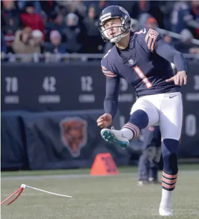  ?? DAVID BANKS/AP ?? Special-teams coordinato­r Chris Tabor says kicker Cody Parkey will benefit from practicing at Soldier Field.