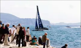  ?? (Photo Frank Muller) ?? Avec  à  personnes présentes samedi, la fréquentat­ion du Mourillon n’a pas réitéré l’engouement de l’America’s Cup.