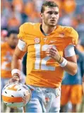  ?? STAFF FILE PHOTO BY ROBIN RUDD ?? Tennessee backup quarterbac­k Quinten Dormady jogs off the field on Oct. 15. He will be one of the candidates to succeed Josh Dobbs as the starter.