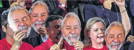  ?? REUTERS ?? Por octava vez consecutiv­a, Lula será una figura clave en la carrera presidenci­al de Brasil. Por ahora es un candidato virtual que depende de la Justicia.