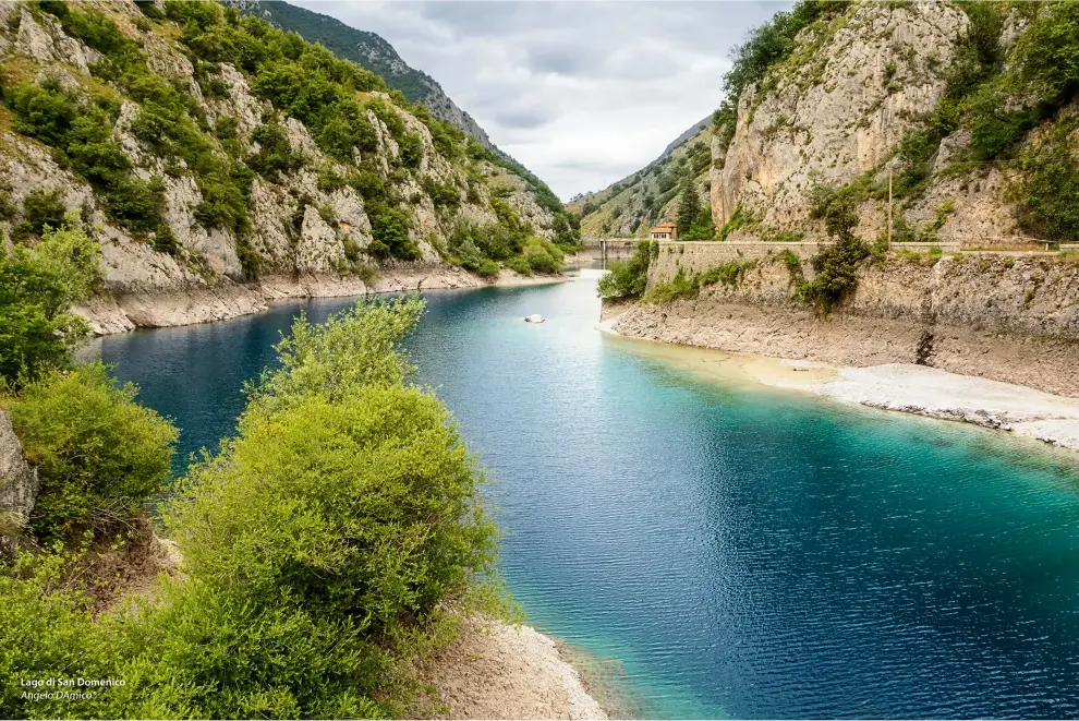  ??  ?? Lago di San Domenico Angelo Damico*