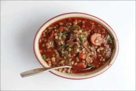  ?? TODD COLEMAN VIA AP ?? Brisket and barley soup