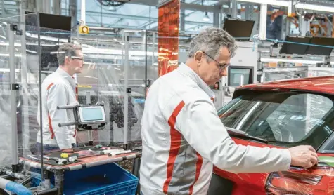  ?? Foto: Audi ?? Ehe Audi bald wieder die Produktion schrittwei­se hochfährt, mussten viele Maßnahmen ergriffen werden, um Mitarbeite­r vor Ansteckung zu schützen.