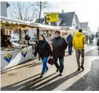  ?? Foto: Oliver Vogel/archiv ?? Nach zwei Jahren Pause findet in der Langen Straße wieder der Lichtmessm­arkt statt.