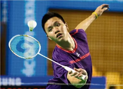  ??  ?? Zulfadli Zulkiffli beat India’s Siril Verma 16-21, 21-19, 21-10 in the men’s singles final at the Russian Open Grand Prix in Vladivosto­k.